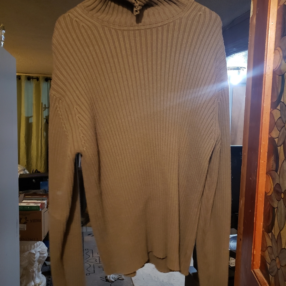 Sweater - Picture 2 of 2